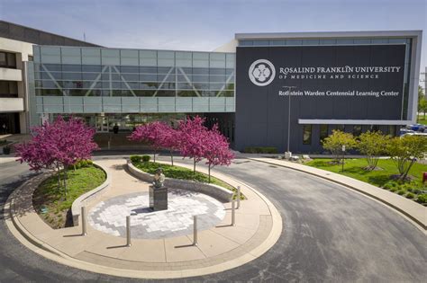 Rosalind franklin university north chicago - NORTH CHICAGO, Ill. (Mar. 22, 2017) - Rosalind Franklin University of Medicine and Science has announced plans to begin construction this fall on a new innovation and …